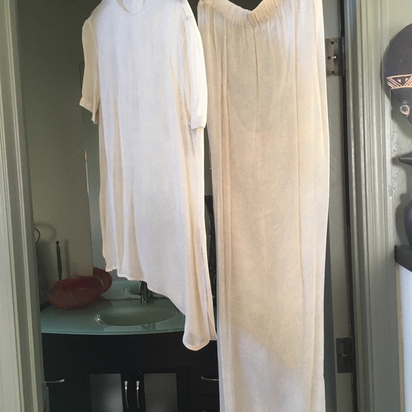 Emporia Armani sheer top with matching pant - Picture 5 of 8